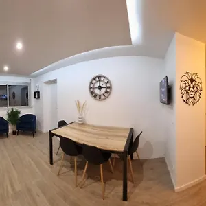 Avec Douche Privative Dans Partage - Metro - Wifi Apartamento