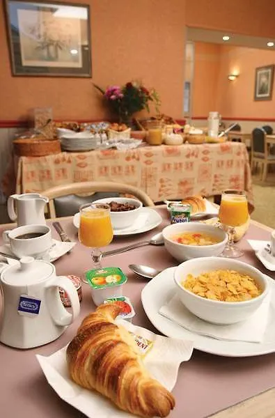 Ibis Styles Paris Nation Porte De Montreuil 3*,