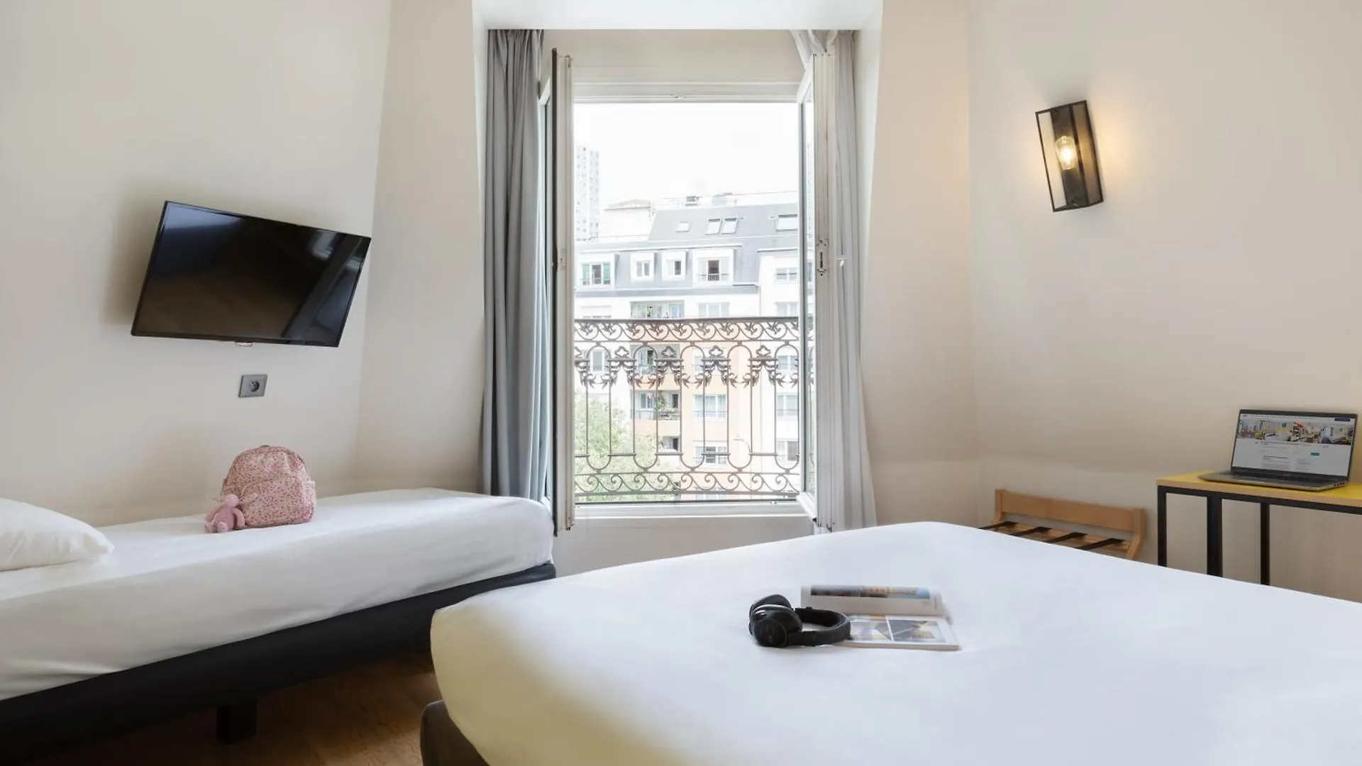 Ibis Styles Paris Nation Porte De Montreuil 3*,