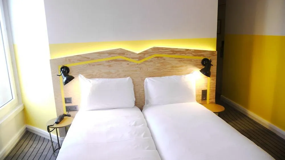 Ibis Styles Paris Nation Porte De Montreuil 3*,